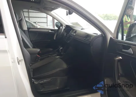 2022 Volkswagen Tiguan 2.0T Se из США, поврежденный, VIN 3VV3B7AX3NM169835